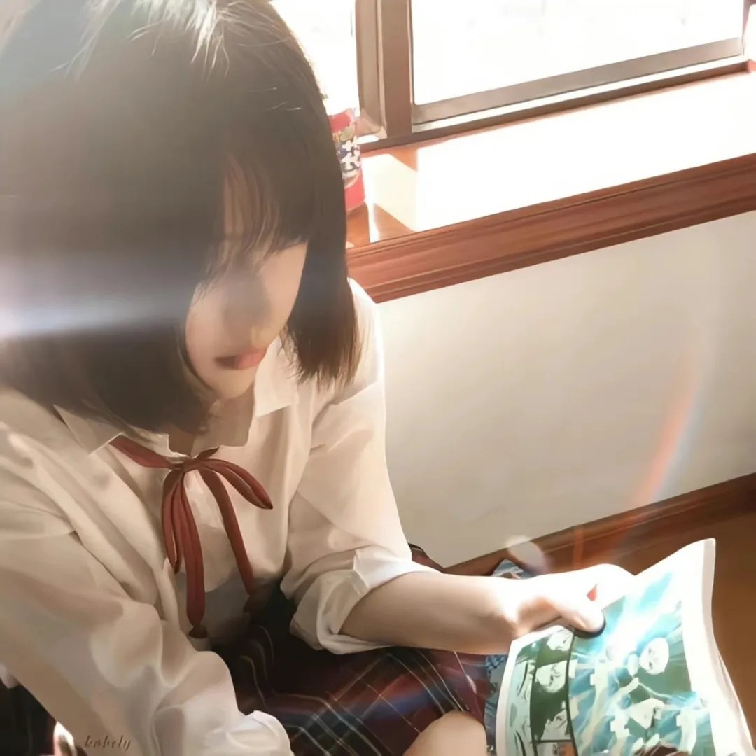 表白翻车后校花闺蜜截胡了我